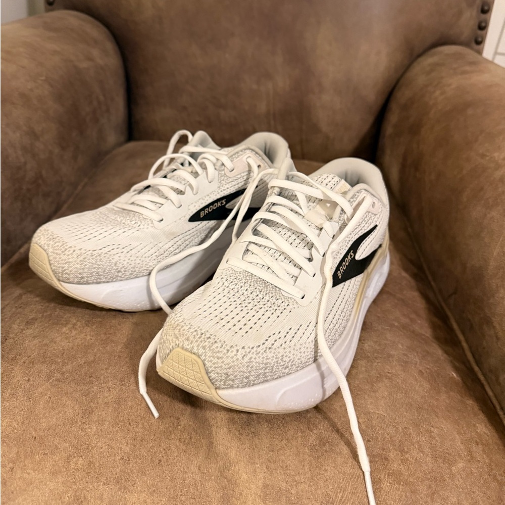 Brooks Ivory and Black Athletic Sneakers